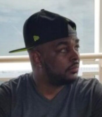 Profile picture of 9thickinches76