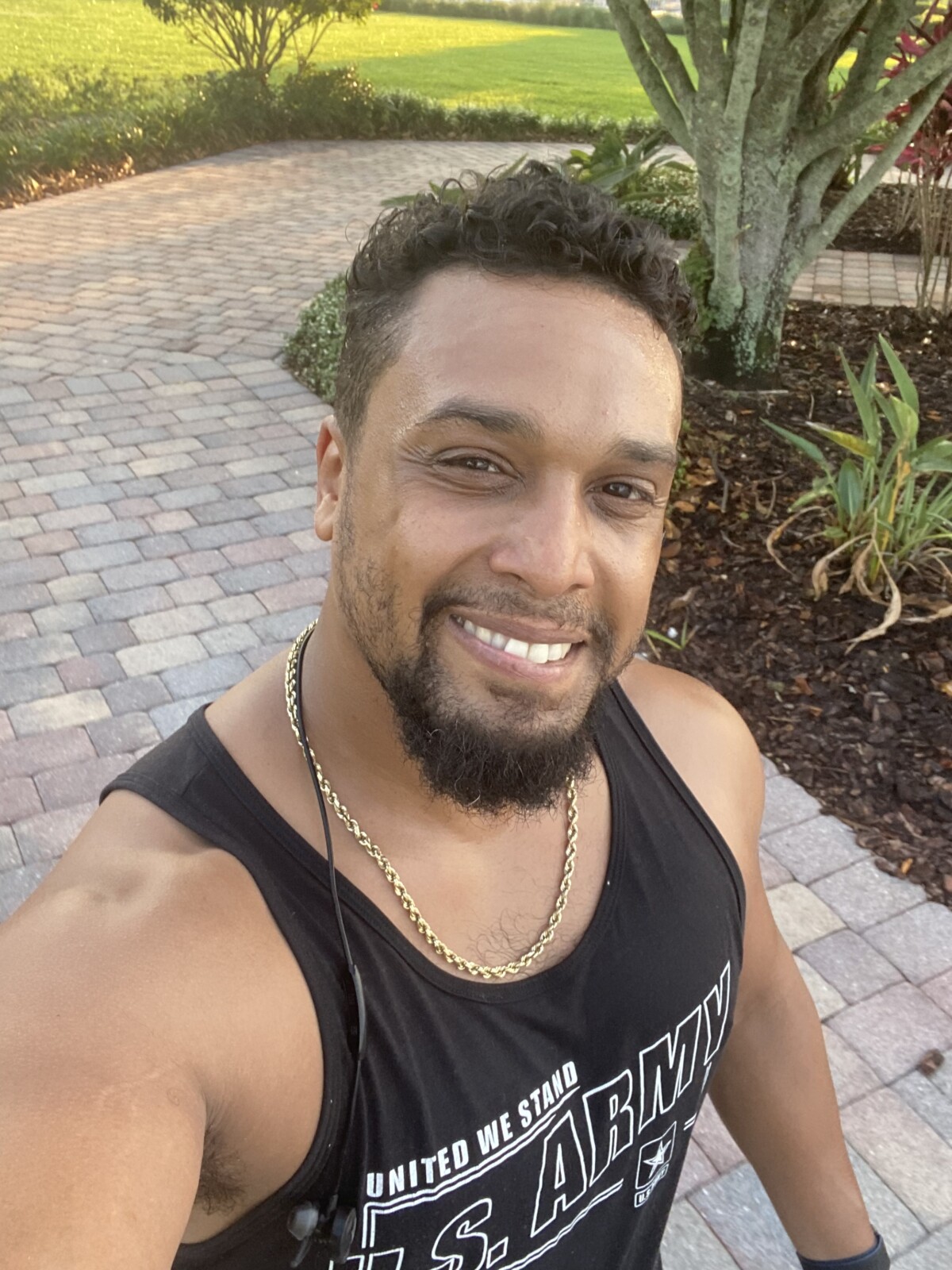 812f37cb-c3f8-4ee1-8eed-3658c5fa8593